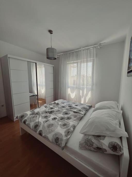 Apartman Cherry Ljubuški Exterior foto